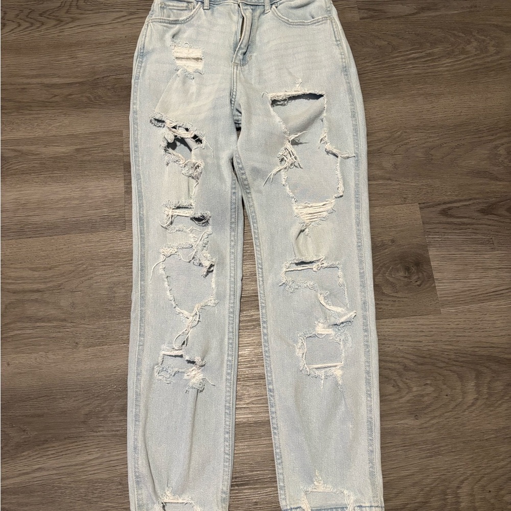Hollister Women's Light Blue Distressed Curvy High-Rise Mom Jeans